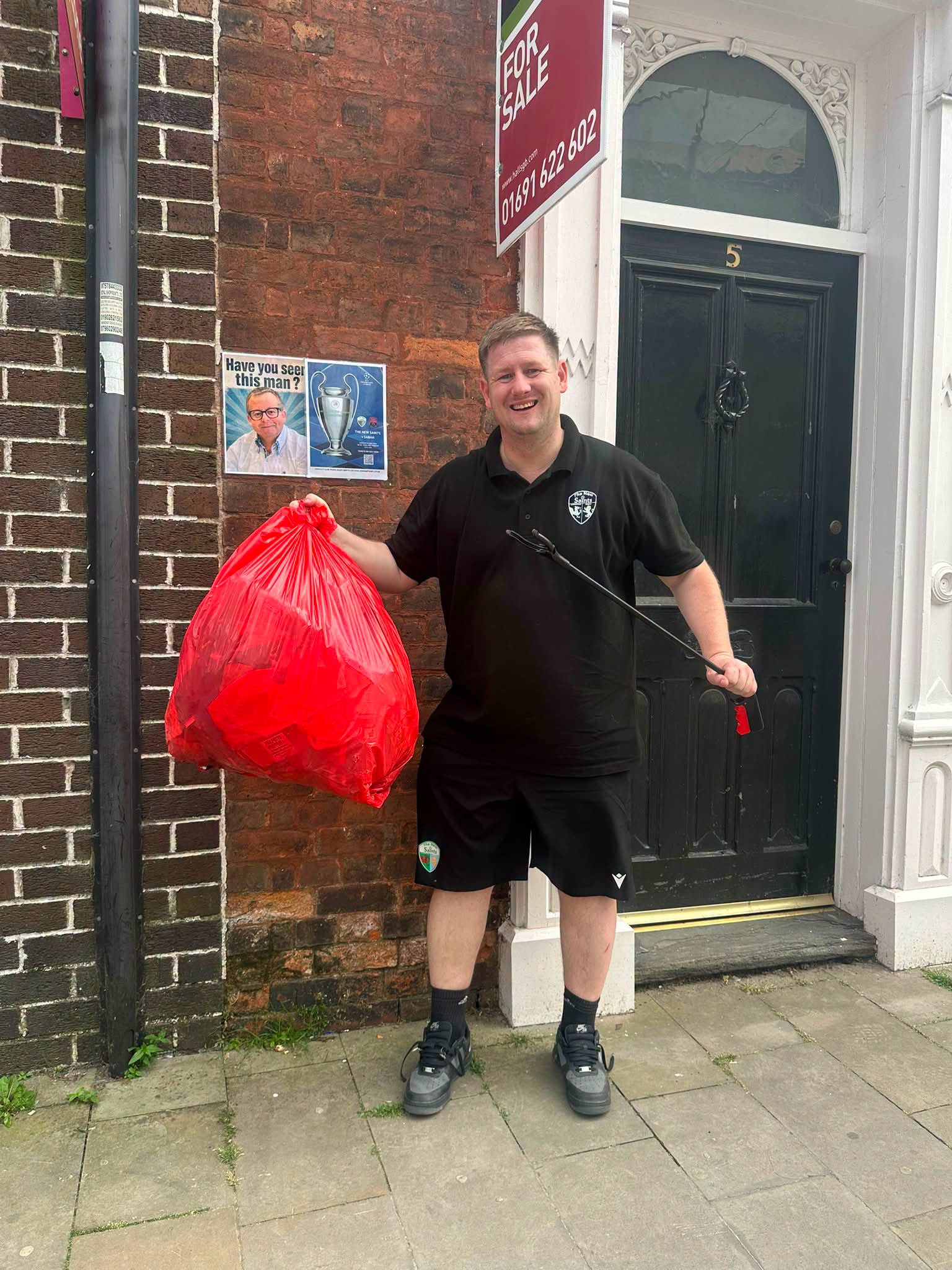 TNS #StayOnSide litter project